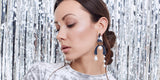 Cómo Elegir los Pendientes Largos de Plata Perfectos Según la Forma de tu Rostro