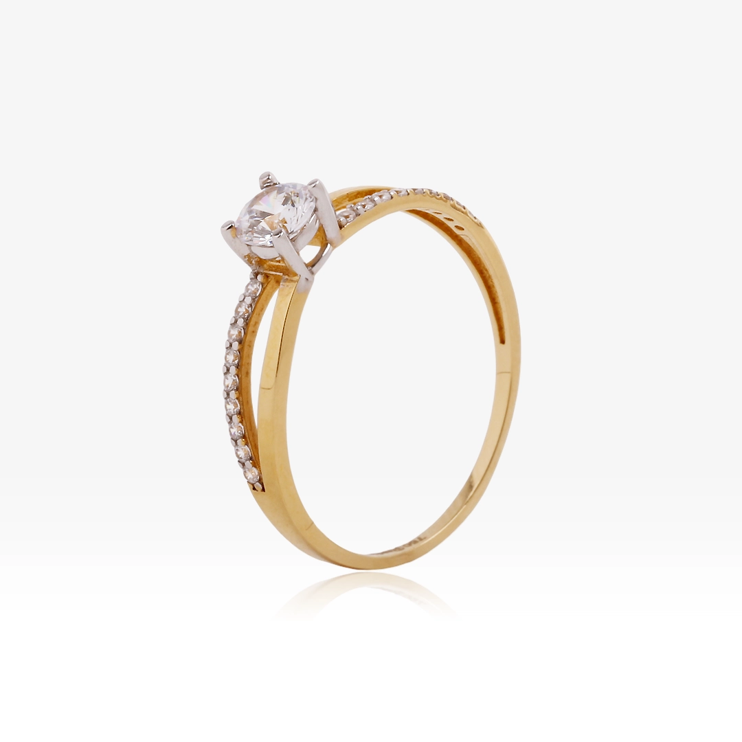 Center Stone Ring
