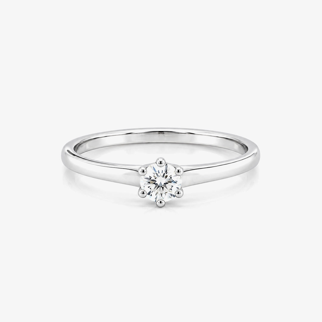 6 Claw Diamond Ring