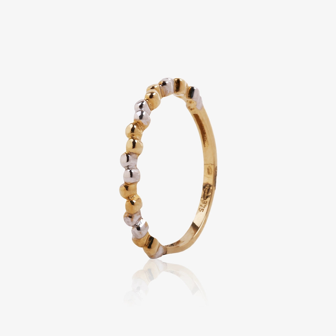 Two-tone ring with little balls