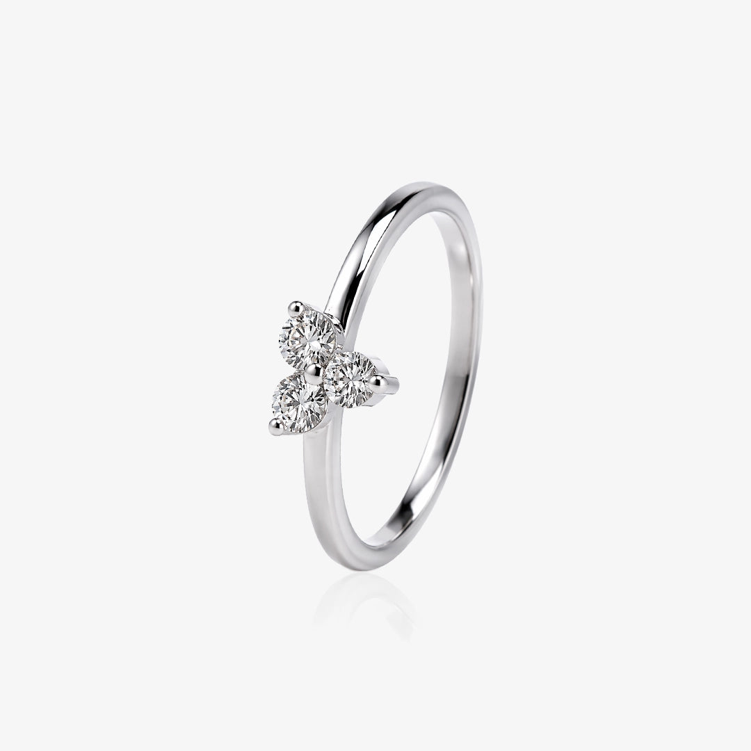 Clover Ring