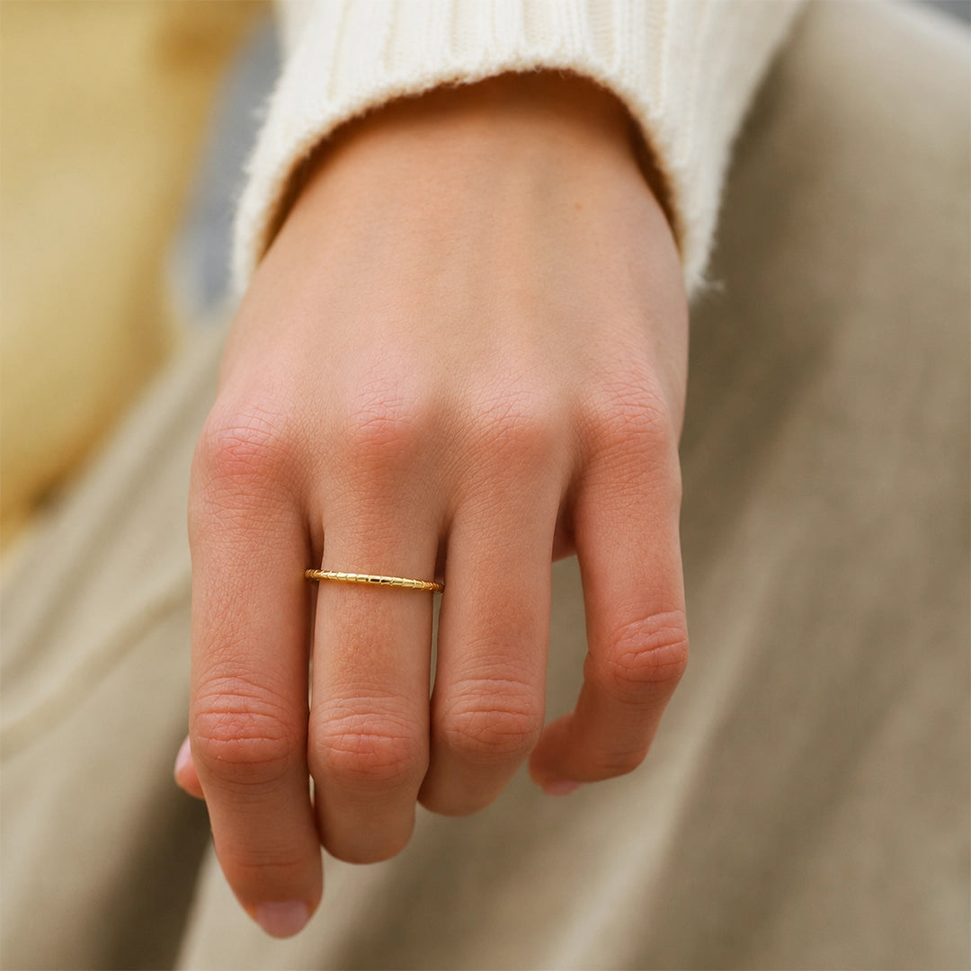 Simple Ring