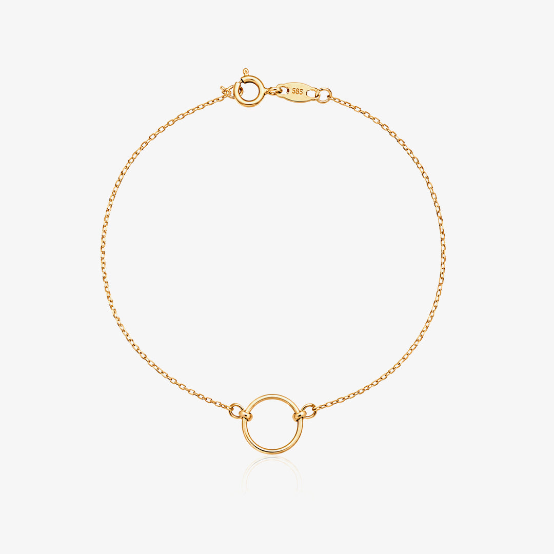 Gold Smooth Circle Bracelet