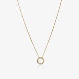 Collar circulo calado.