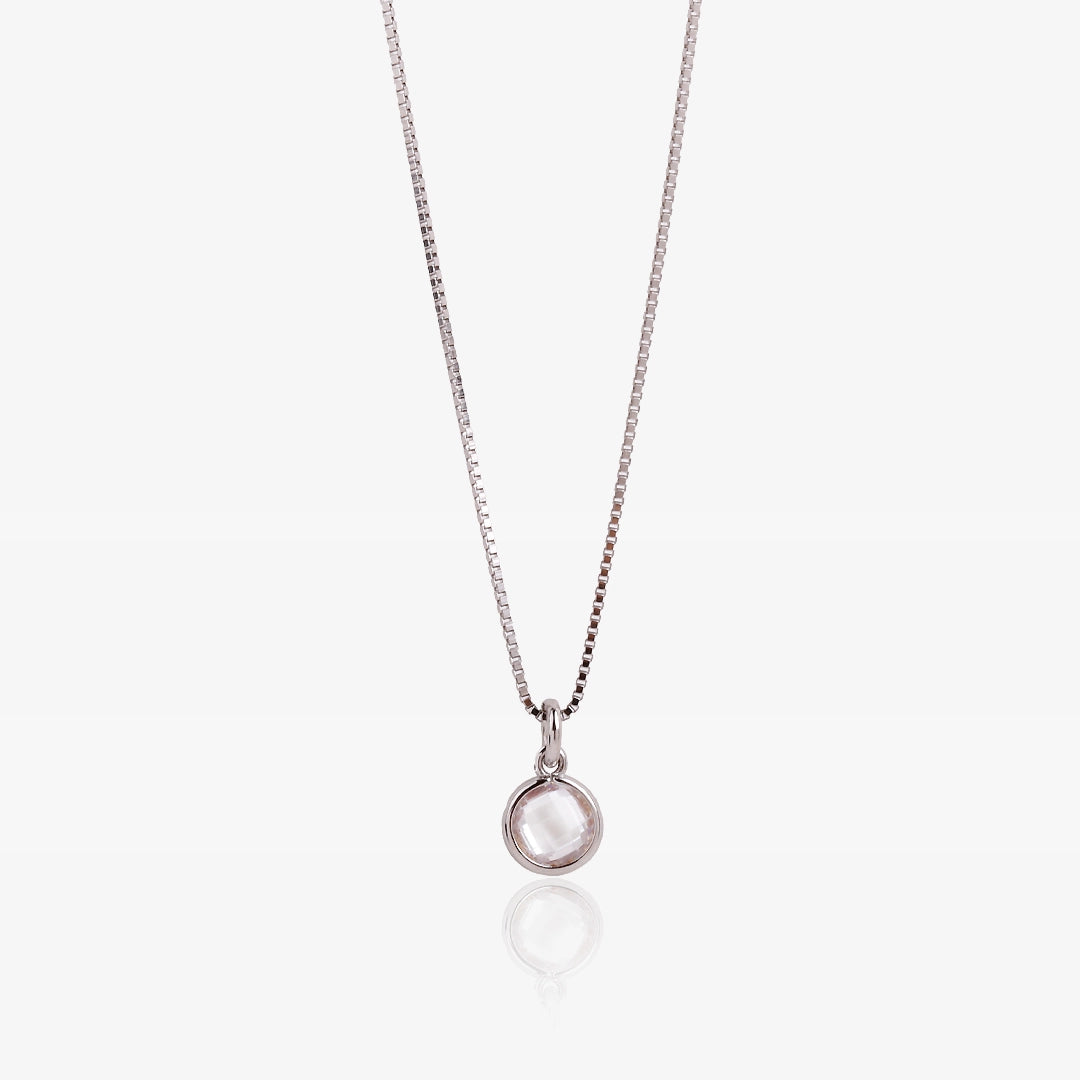 Collar Piedra blanca.
