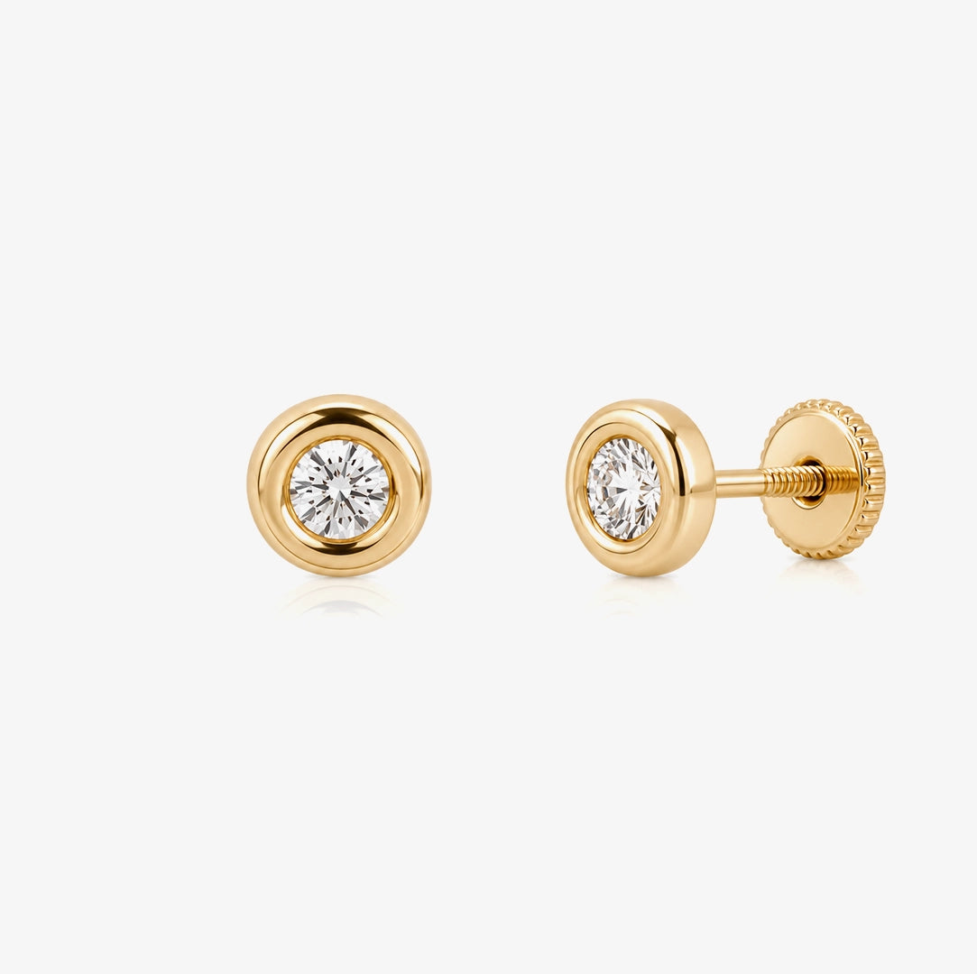 Chaton earrings