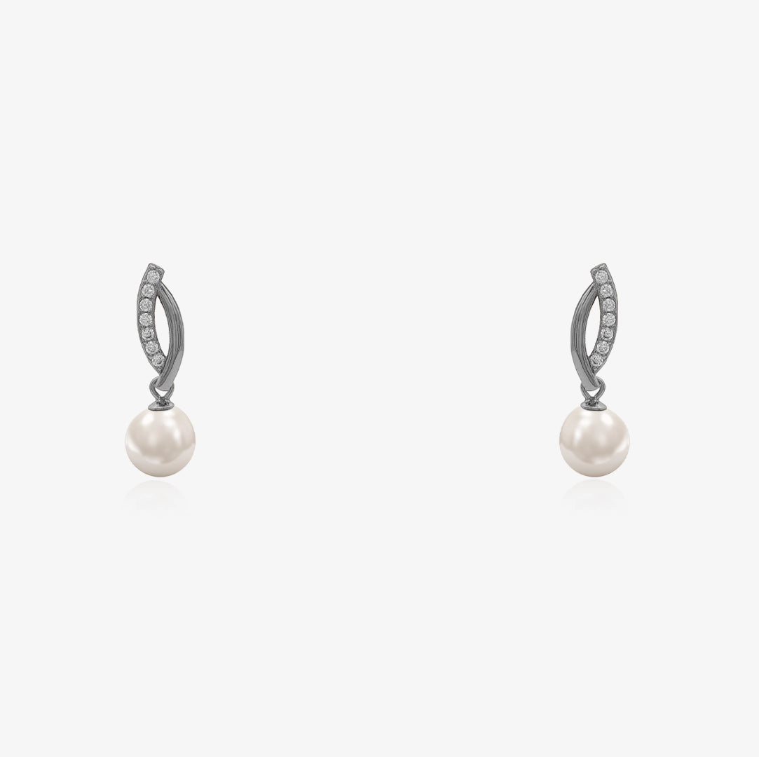 Dangling Pearl Earrings