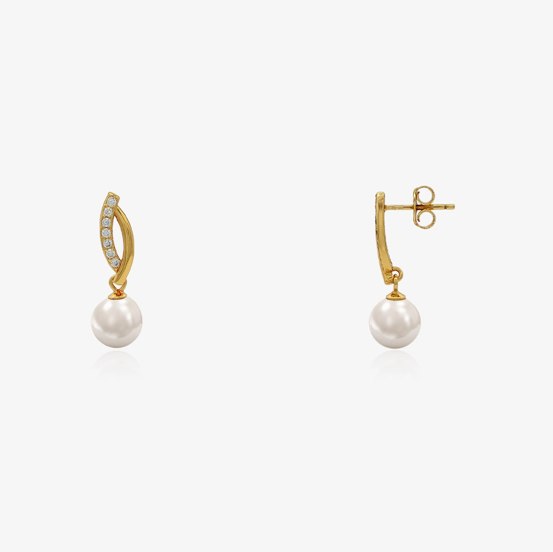 Dangling Pearl Earrings