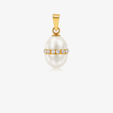 Pearl and zirconia pendant